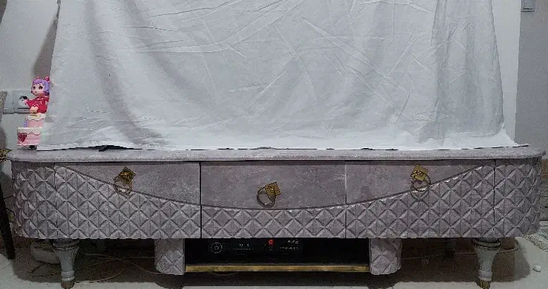 میز تلویزیون در حد نو|میز تلویزیون|آستانه اشرفیه, |دیوار