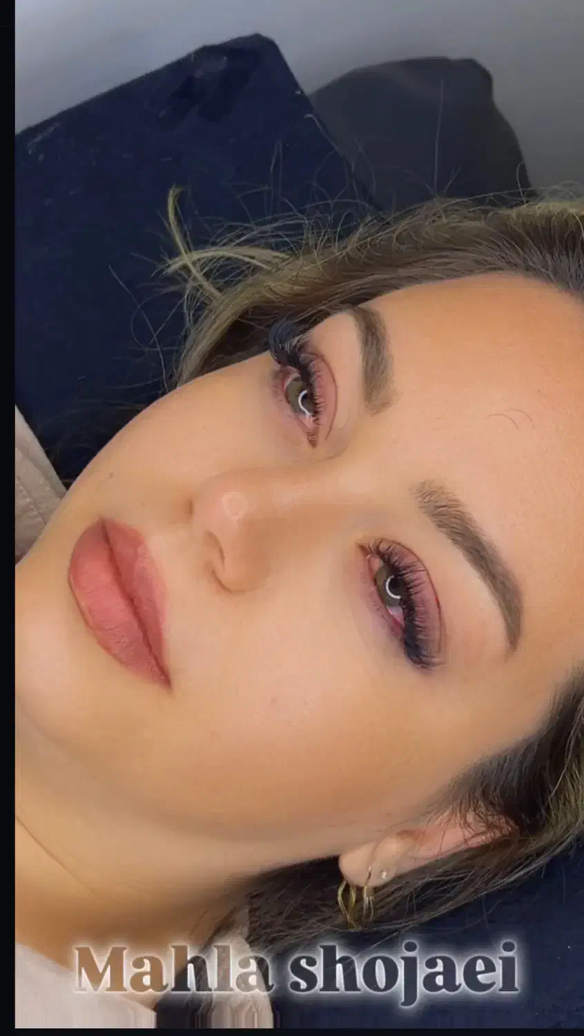 رنگ مو و اکستنشن مژه|خدمات آرایشگری و زیبایی|فولادشهر, B7|دیوار