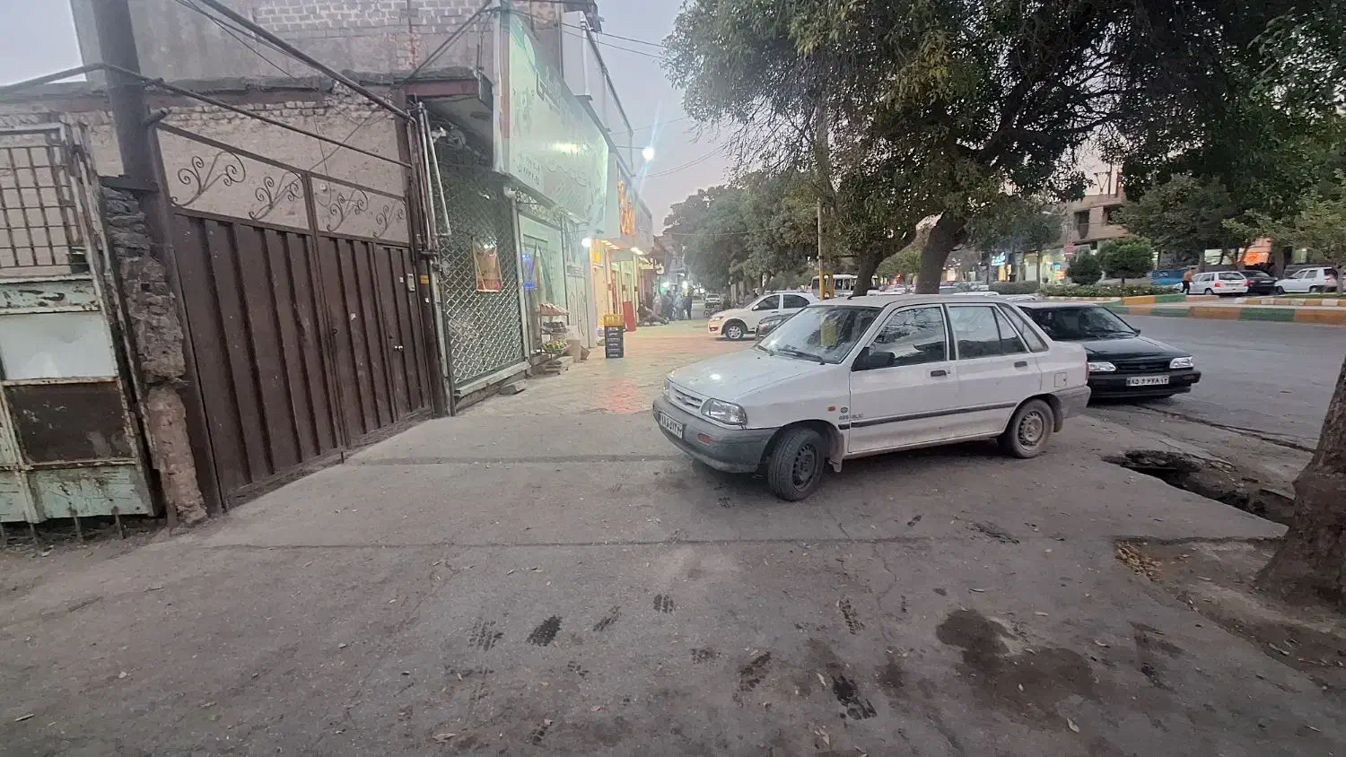 فروش فوری فوری دل شهر حاشیه اصلی امام|فروش زمین و ملک کلنگی|چناران, |دیوار