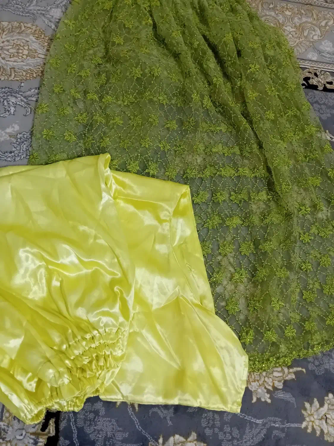 لباس|لباس|شباب, |دیوار