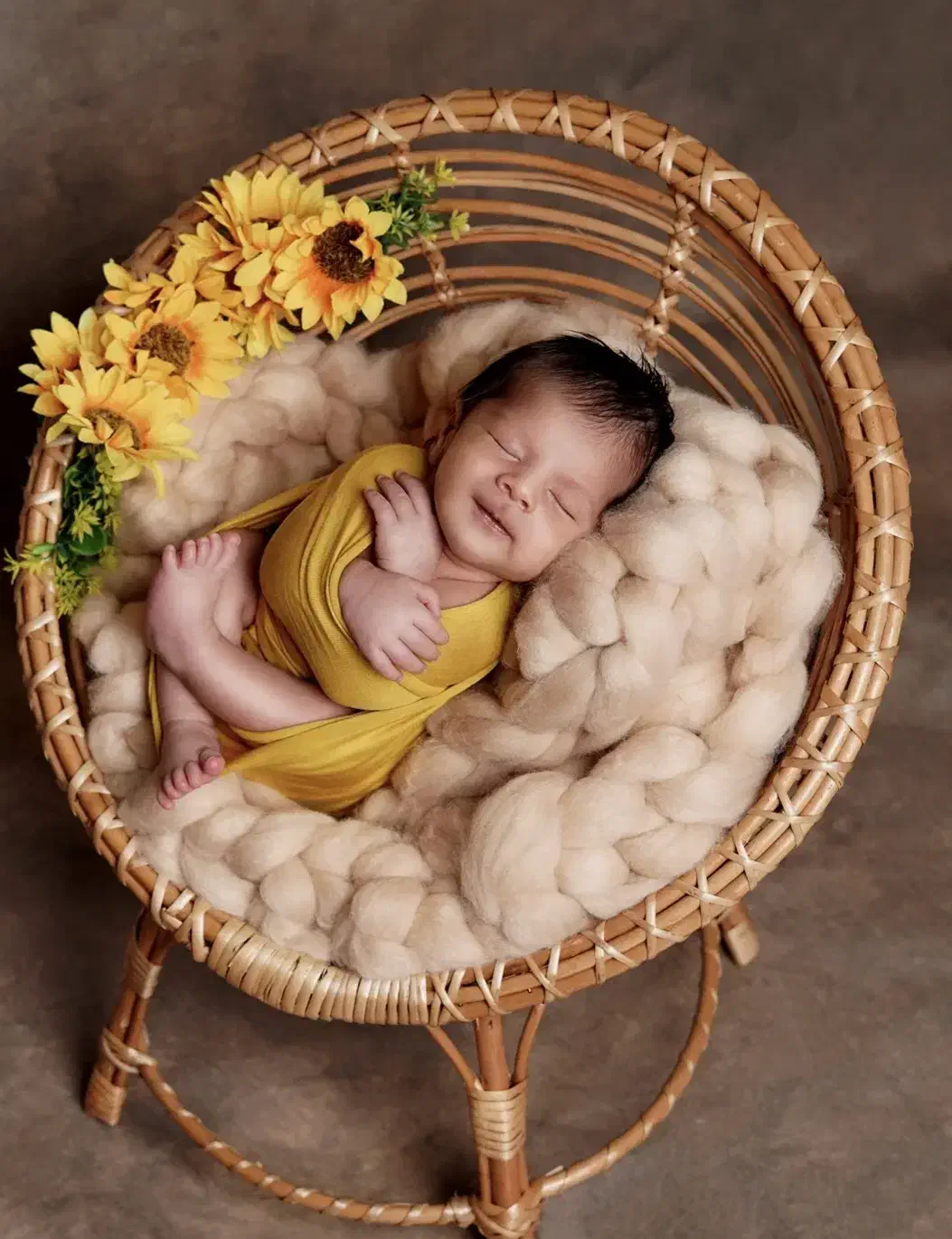 آتلیه کودک و بارداری|خدمات پذیرایی، مراسم|اندیشه, اندیشه فاز ۴|دیوار