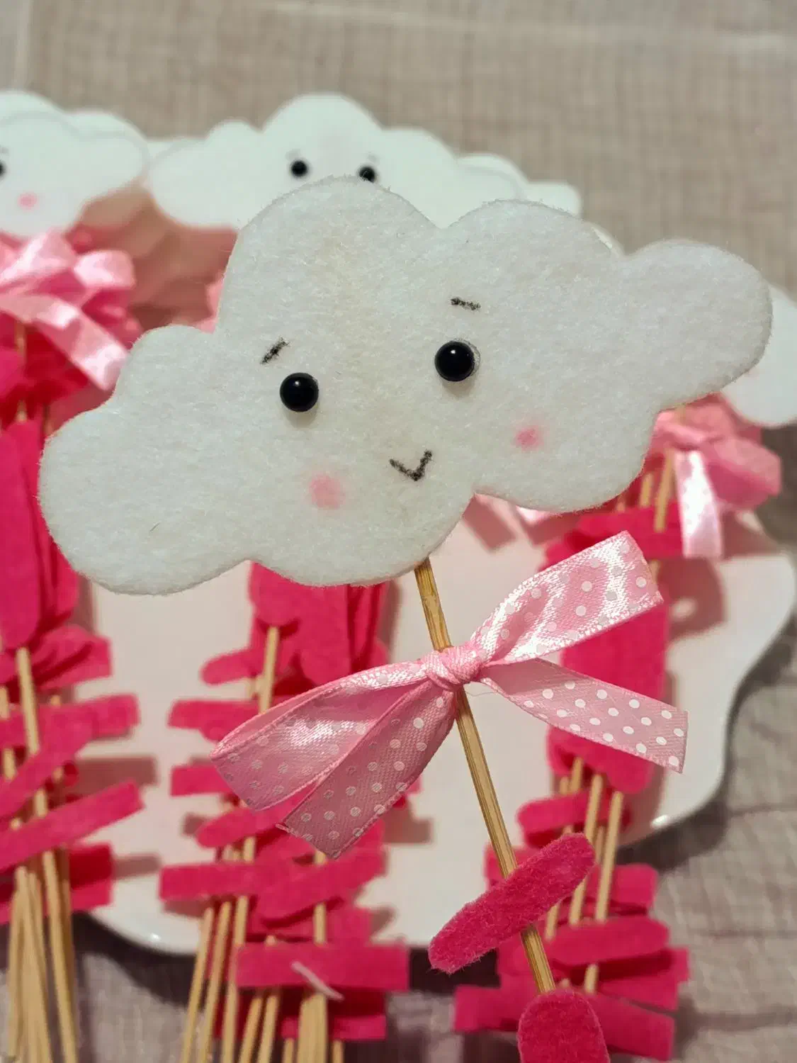 نمد دوزی آویز اسم .گیفت حروف الفبا|صنایع دستی و سایر لوازم تزئینی|بندرعباس, |دیوار