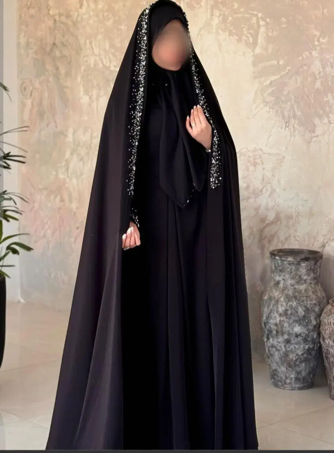 چادر عروس جواهردوزی و مرواریددوزی|لباس|مشهد, حرم مطهر رضوی|دیوار