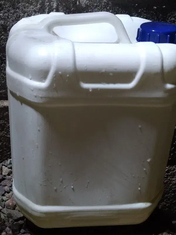 20لیتری ‌10لیتری|ظروف نگهدارنده، پلاستیکی، یک‌بارمصرف|بم, |دیوار