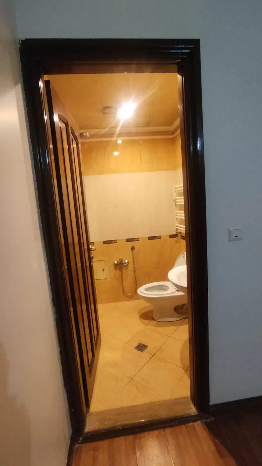 180 متر سه خواب سعادت آباد