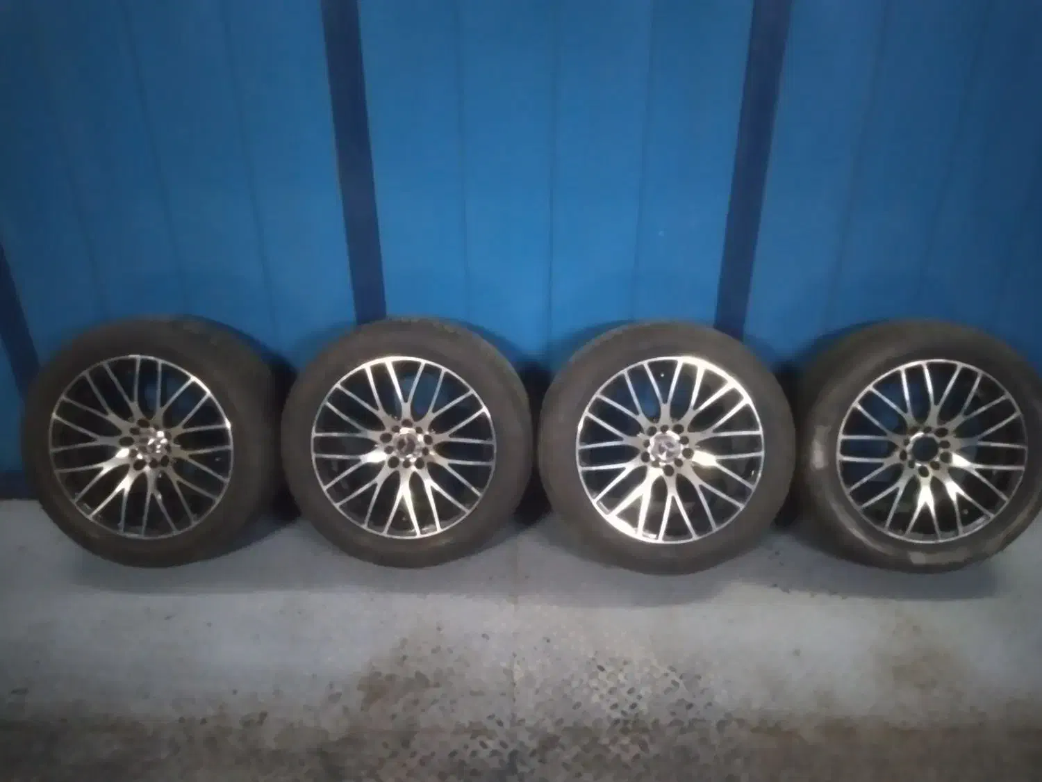 ۴ حلقه رینگ و لاستیک دی زد|قطعات یدکی و لوازم جانبی|تهران,  امام زاده قاسم (نیاوران)|دیوار