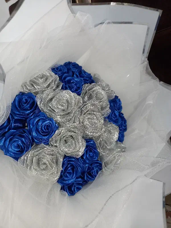 گل ربانی زیبا|گل مصنوعی|فرخ‌شهر, |دیوار