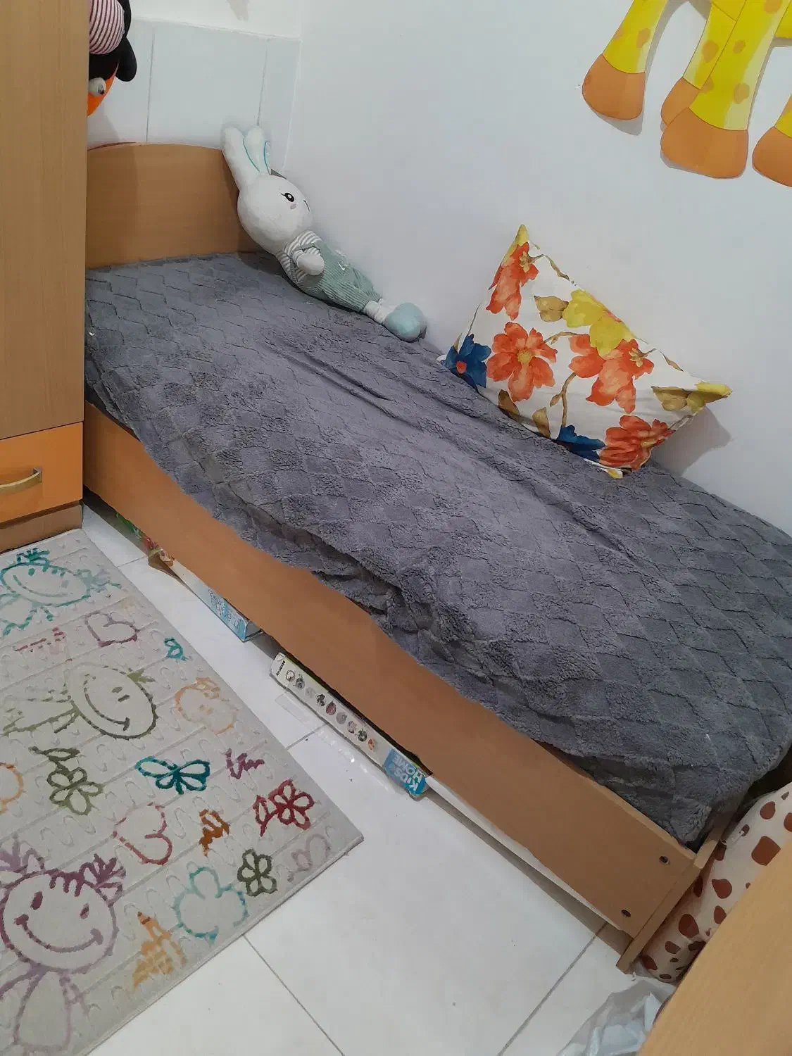 سرویس خواب کودک و نوجوان|تخت و سرویس خواب|اصفهان, قائمیه|دیوار