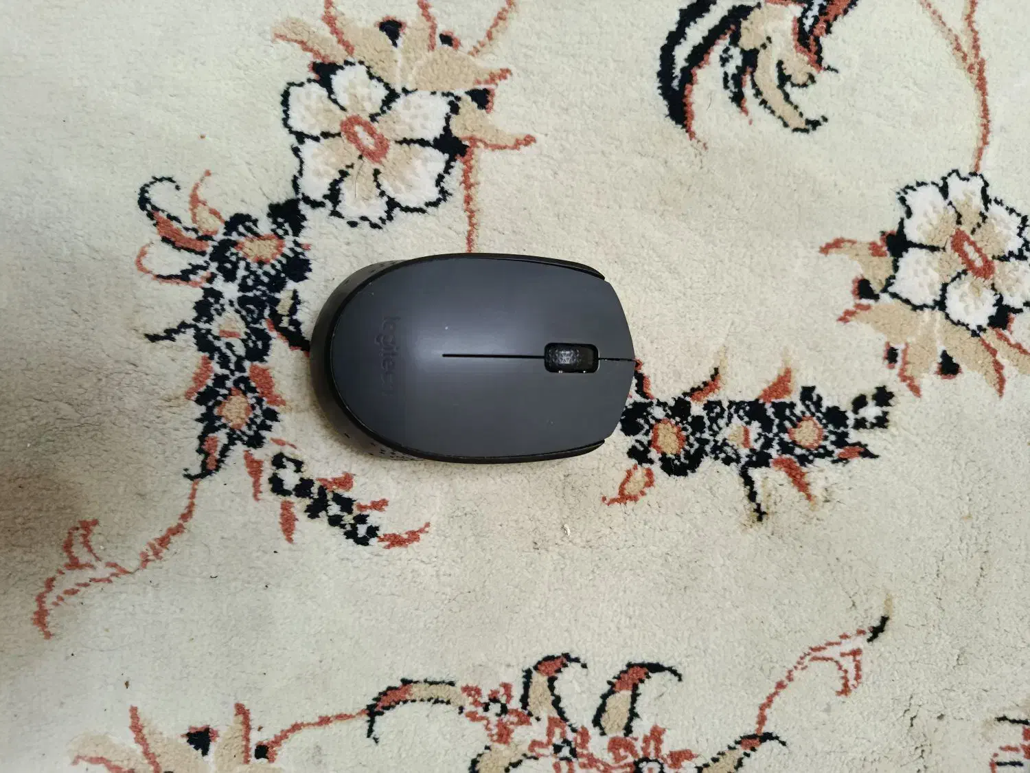 تعدادی لوازم کامپیوتر|قطعات و لوازم جانبی رایانه|بومهن, |دیوار