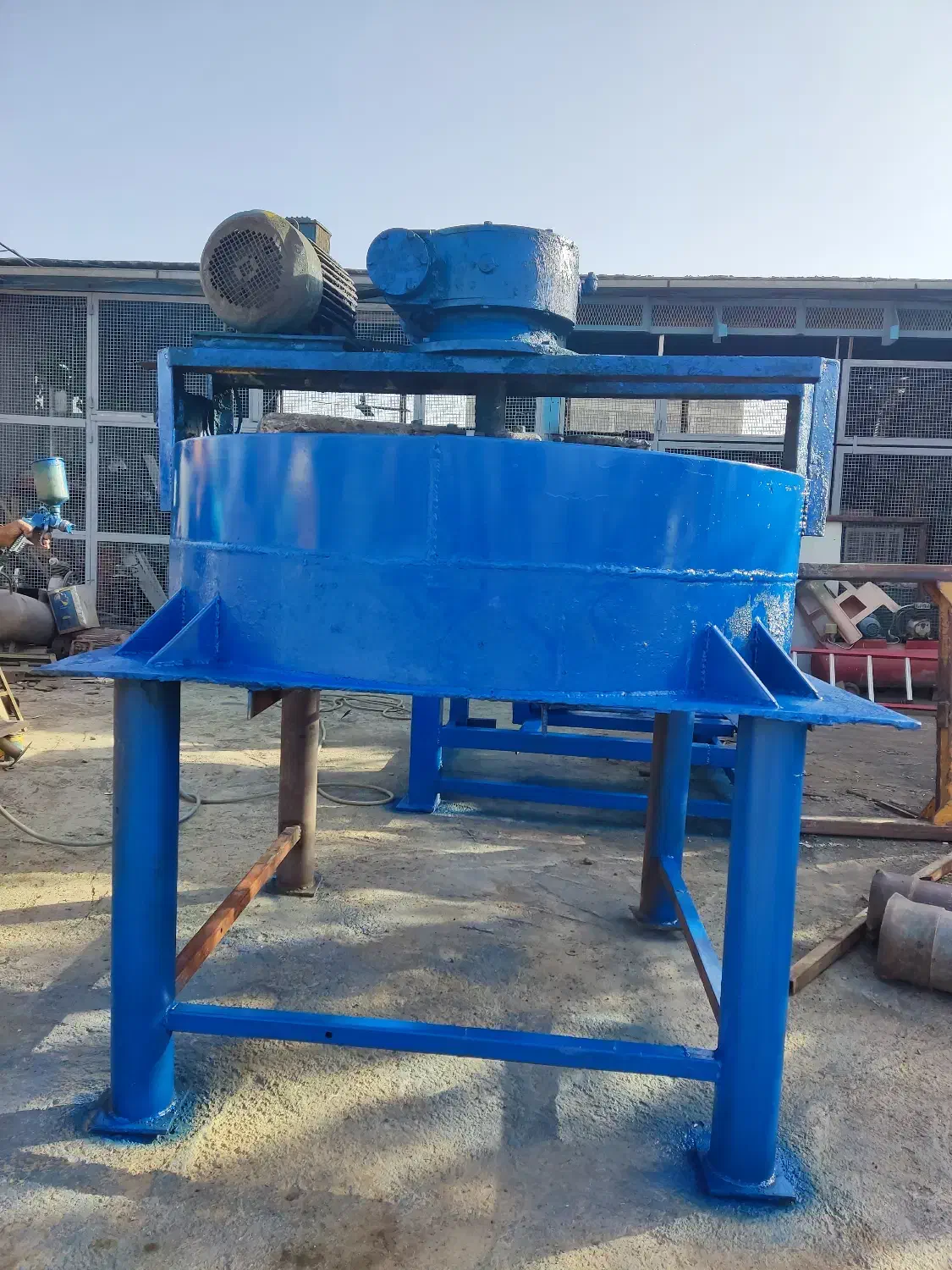 میکسر مخلوط کن بتن کانکس چرخ دار دستگاه ساب|مصالح و تجهیزات ساختمان|سنندج, |دیوار