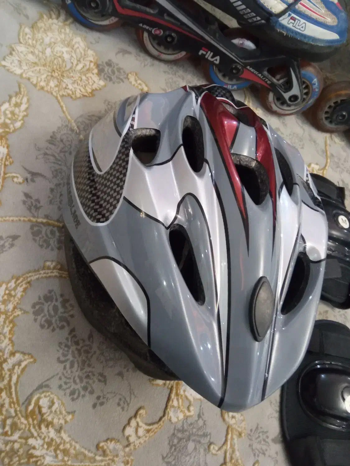 اسکیت کم استفاده شده سایز ۳۵ الی ۳۸|دوچرخه، اسکیت، اسکوتر|فردیس, شهرک ارم|دیوار