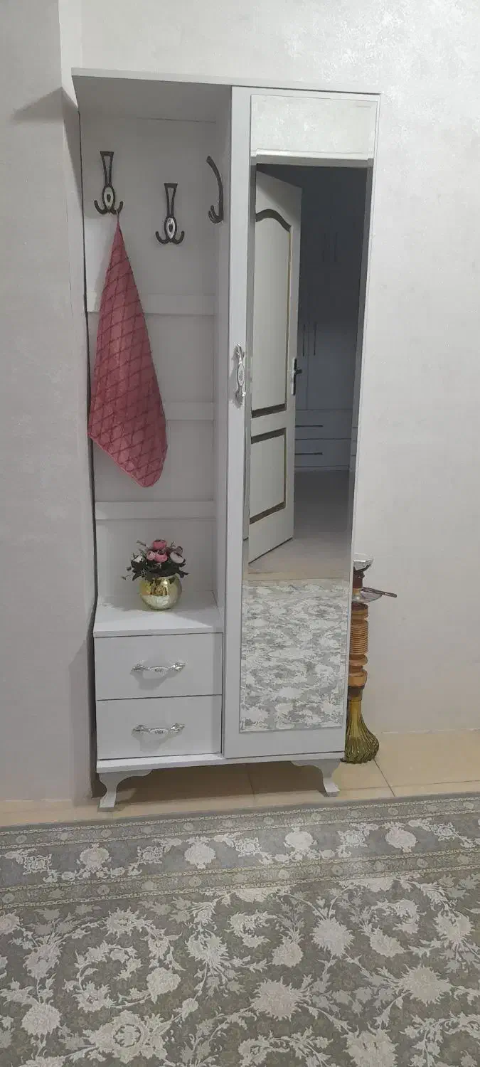 جاکفشی سالم و تمیز|جاکفشی، کمد، دراور|اسدآباد, |دیوار