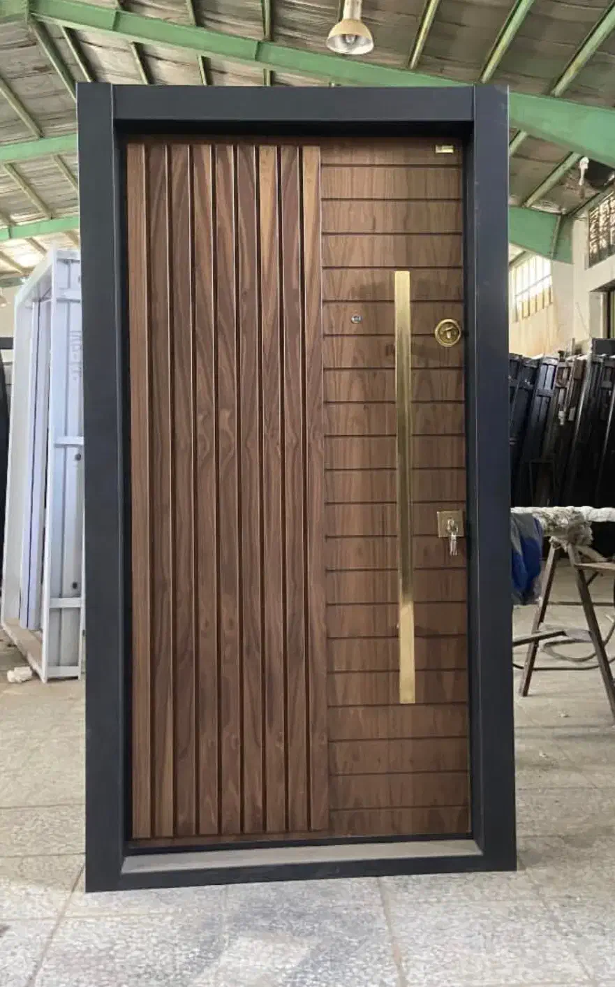 درب ضد سرقت ترک نرده شیشه ای، کرکره برقی، کد N102|مصالح و تجهیزات ساختمان|فریدون‌کنار, |دیوار