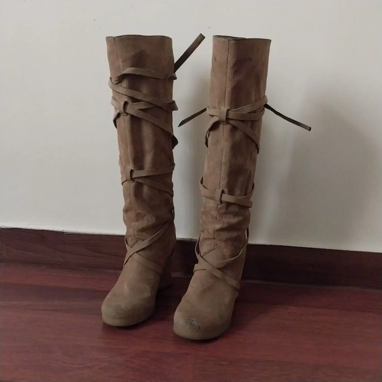 چکمه بلند جیر شتری رنگ خارجی|کیف، کفش، کمربند|تهران, مرزداران|دیوار