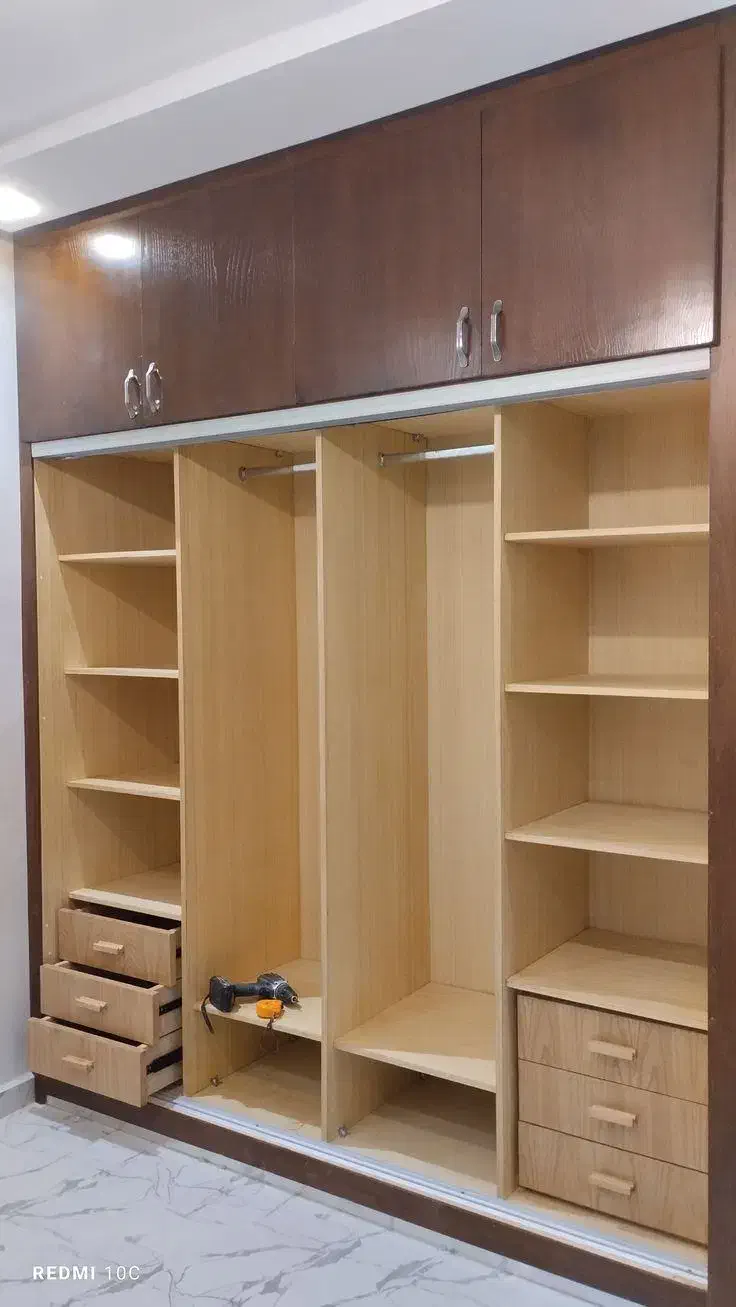 کمد دیواری تخت کم جا کابینت کلیه با دایان چوب|جاکفشی، کمد، دراور|تهران, گلستان (شهرک راه آهن)|دیوار