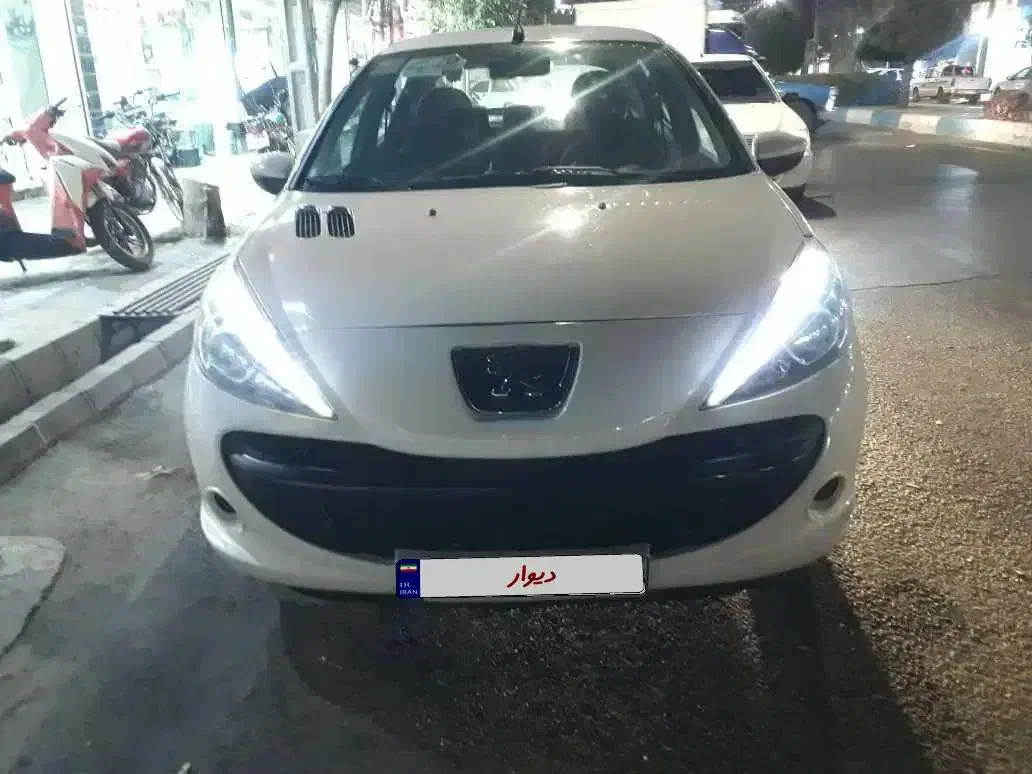 ۲۰۷ کم کار|خودرو سواری و وانت|تربت‌حیدریه, کاشانی|دیوار