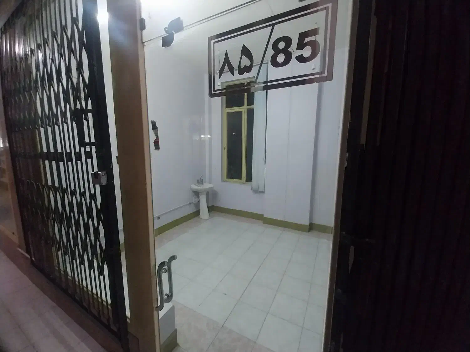 اجاره مغازه پاساژ کوثر|اجارهٔ مغازه و غرفه|فولادشهر, A4|دیوار