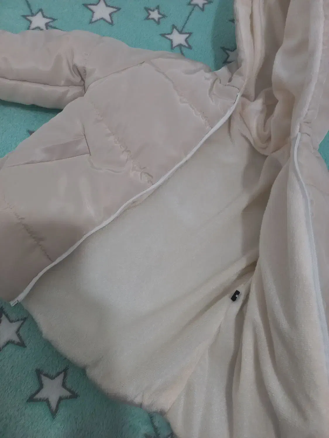 کاپشن نو مناسب سن ۳ الی ۴ سال|کفش و لباس بچه|مرودشت, علی‌آباد‎|دیوار