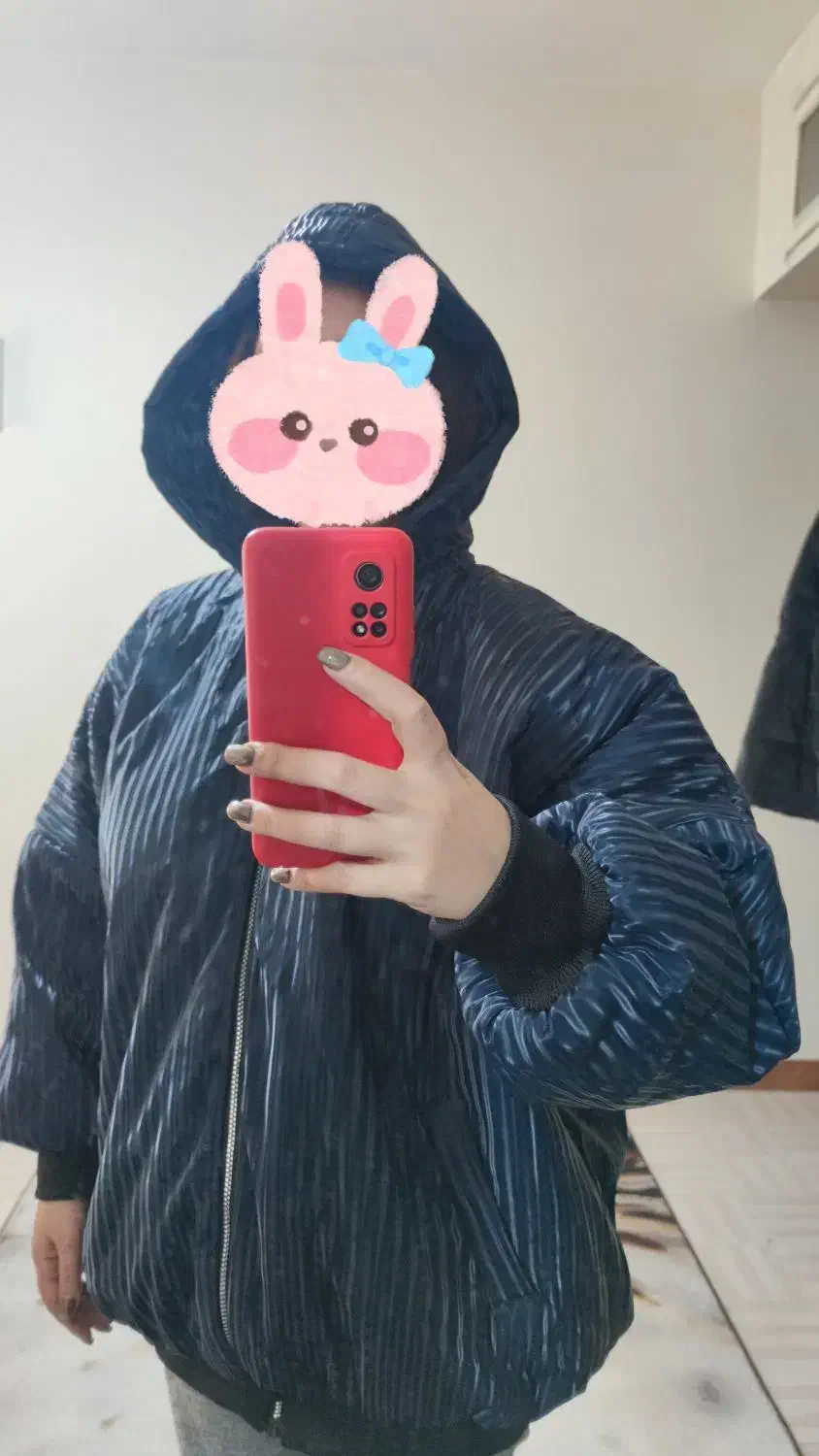 کاپشن|لباس|محمدشهر, شهرک پیام (مهرالبرز)|دیوار