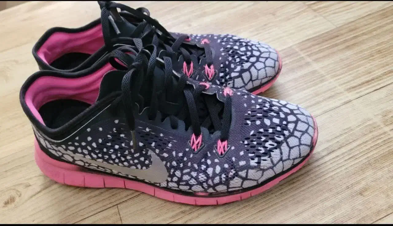 کتونی برند نایک ترکیه|کیف، کفش، کمربند|کوهپایه, |دیوار