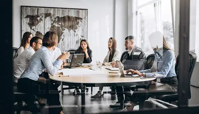 جذب همکار خانم و آقا جوان و بازنشسته (حقوق ثابت)|استخدام بازاریابی و فروش|سمنان, |دیوار