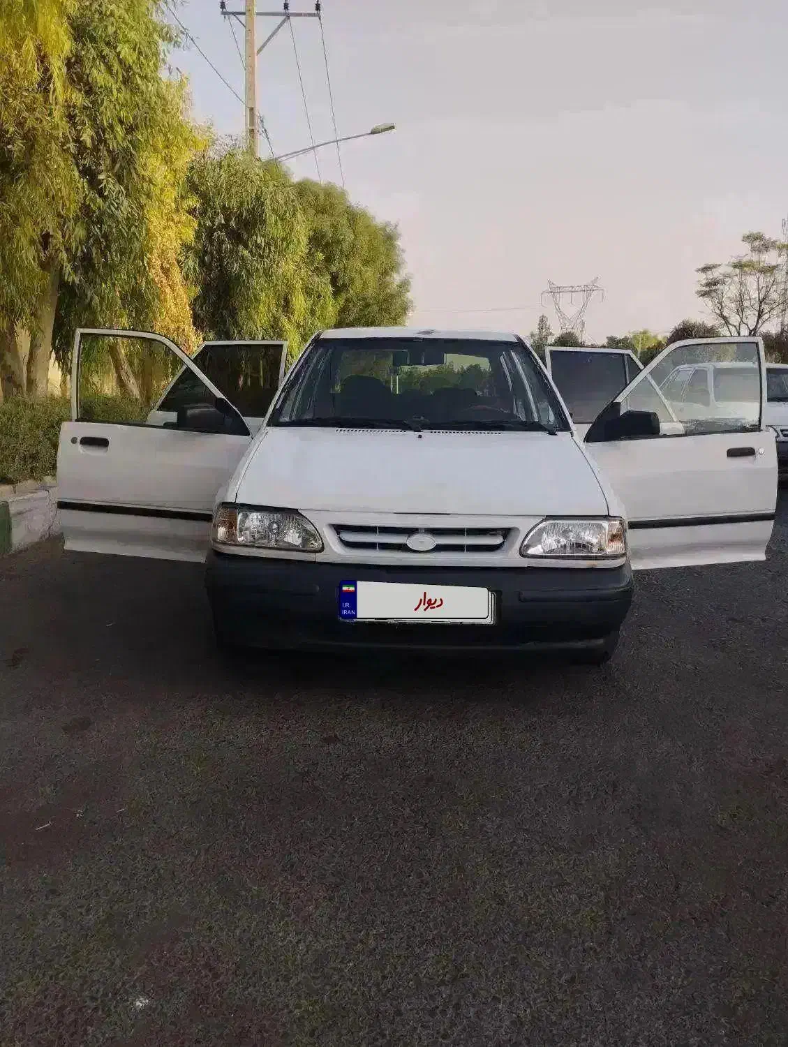 پراید رخ در حد کم کار مدل 81|خودرو سواری و وانت|قم, محمد آباد|دیوار