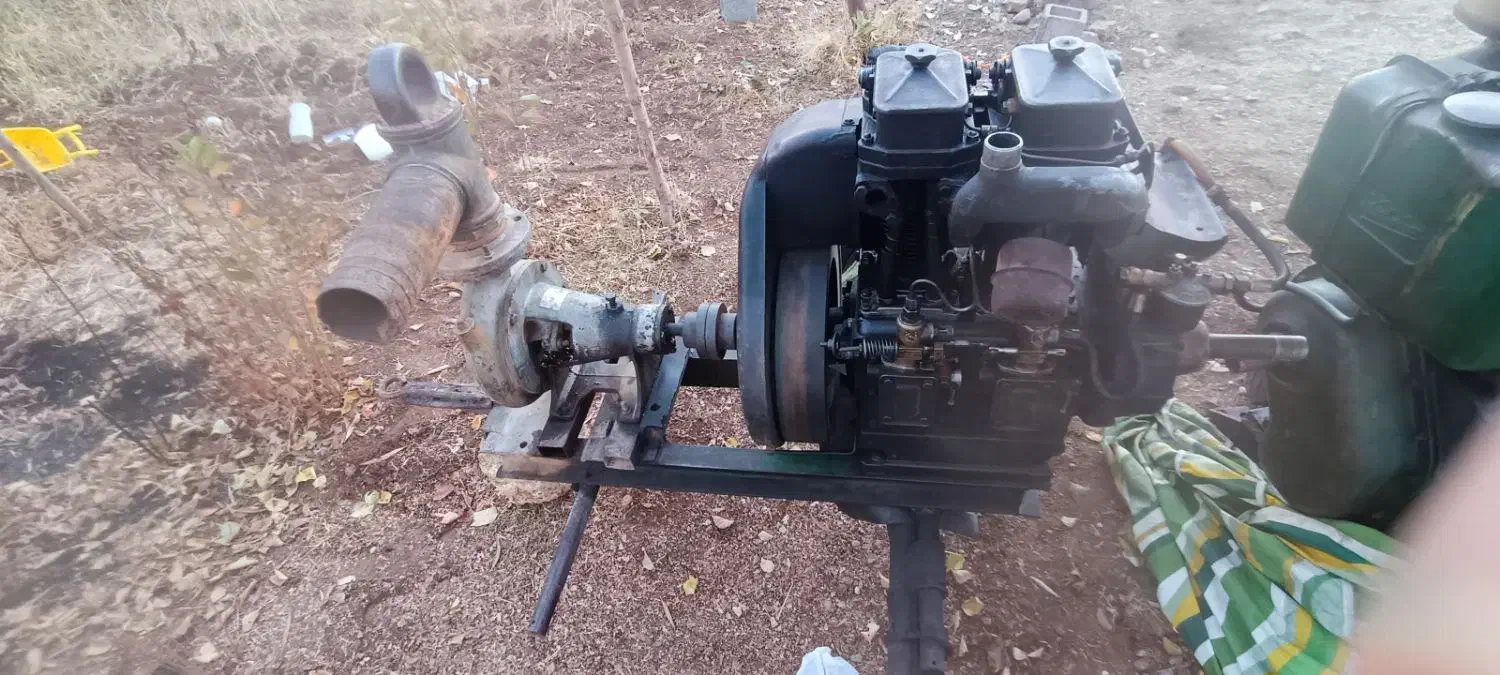 موتور دو پیستون هوا خنک|ماشین‌آلات صنعتی|سیلوانه, |دیوار