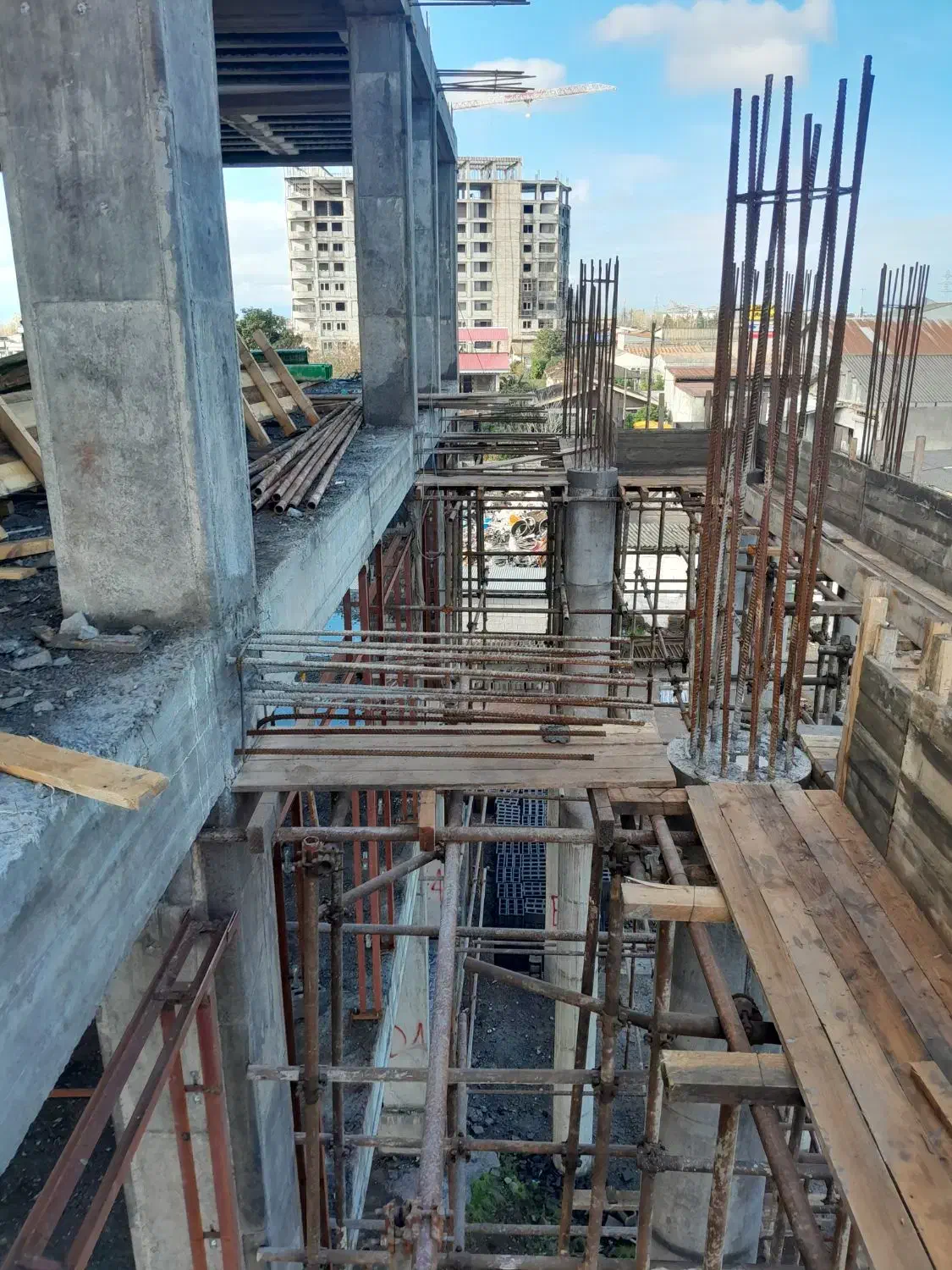 کاشت میلگرد|خدمات پیشه و مهارت|رشت, حافظ آباد|دیوار