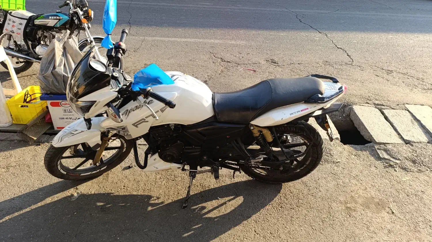 اپاچی 180|موتورسیکلت|تهران, هفده شهریور|دیوار