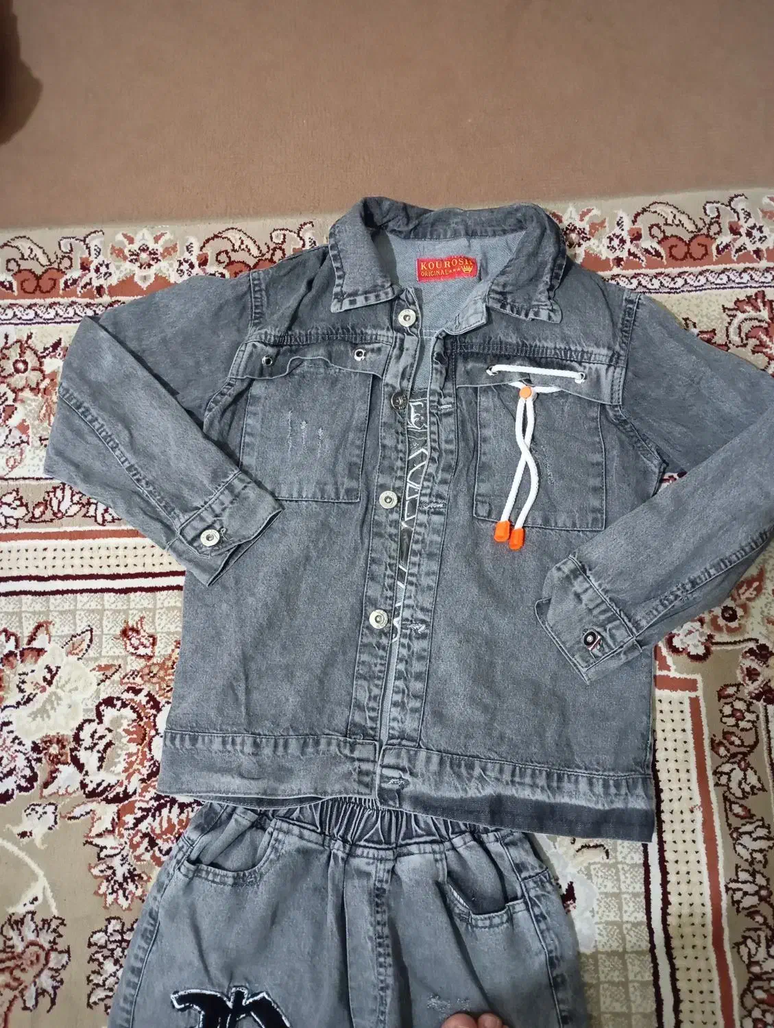 ست لی|کفش و لباس بچه|سنندج, |دیوار