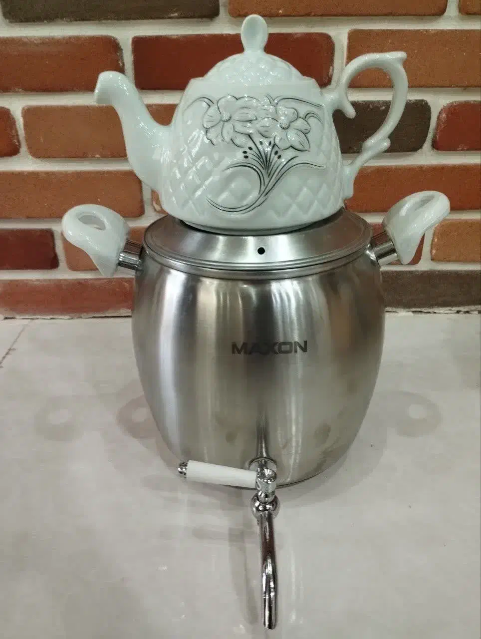 کتری و قوری کاملا نو|قوری، کتری، قهوهساز دستی|مشهد, ایثار|دیوار