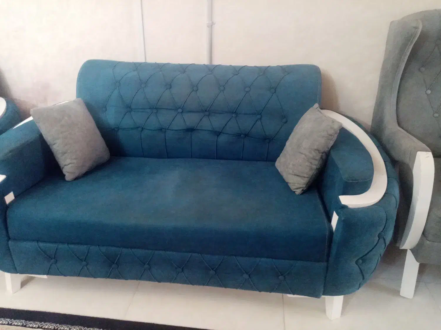 مبل ۷نفره شیک|مبلمان خانگی و میز عسلی|مشهد, چهارچشمه|دیوار