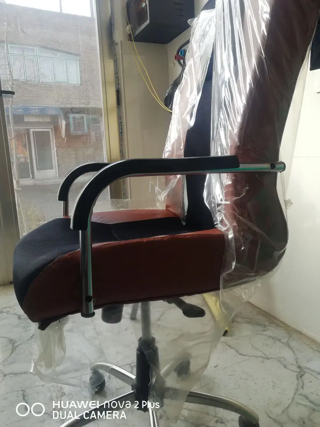 صندلی جک دار در حد نو|صندلی و نیمکت|مهاباد (آذربایجان غربی), |دیوار