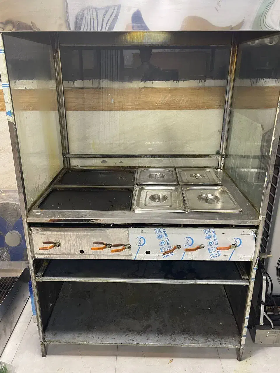 گریل آمریکایی و فر ساندویچ|کافی‌شاپ و رستوران|خرم‌آباد, |دیوار