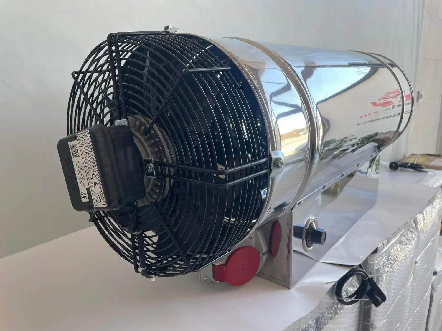 بخاری برقی  فن دار  جت فن  جت هیتر  تکفاز   3فاز|بخاری، هیتر، شومینه|ارومیه, |دیوار