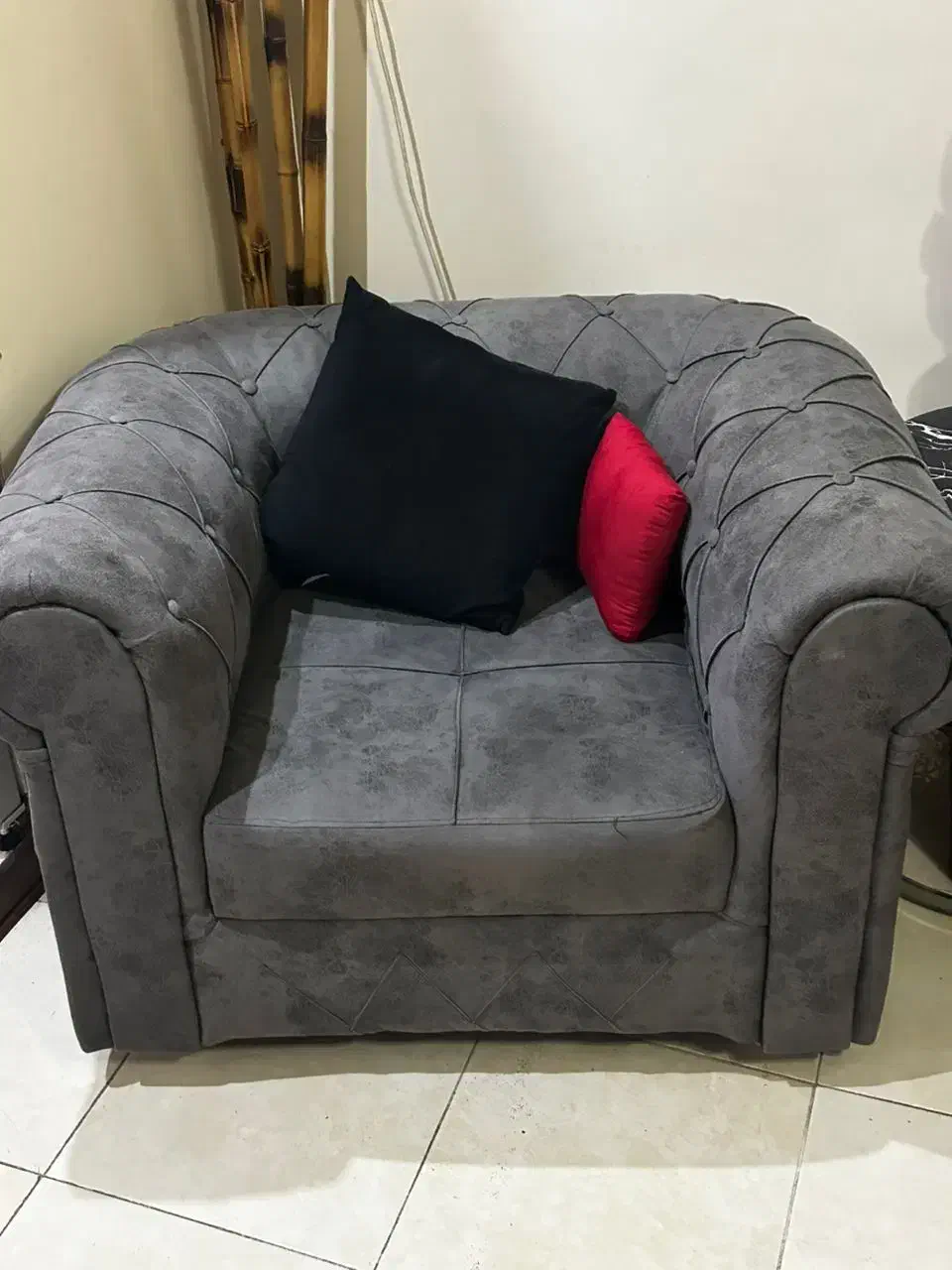 مبل راحتی|مبلمان خانگی و میز عسلی|تهران, تسلیحات|دیوار