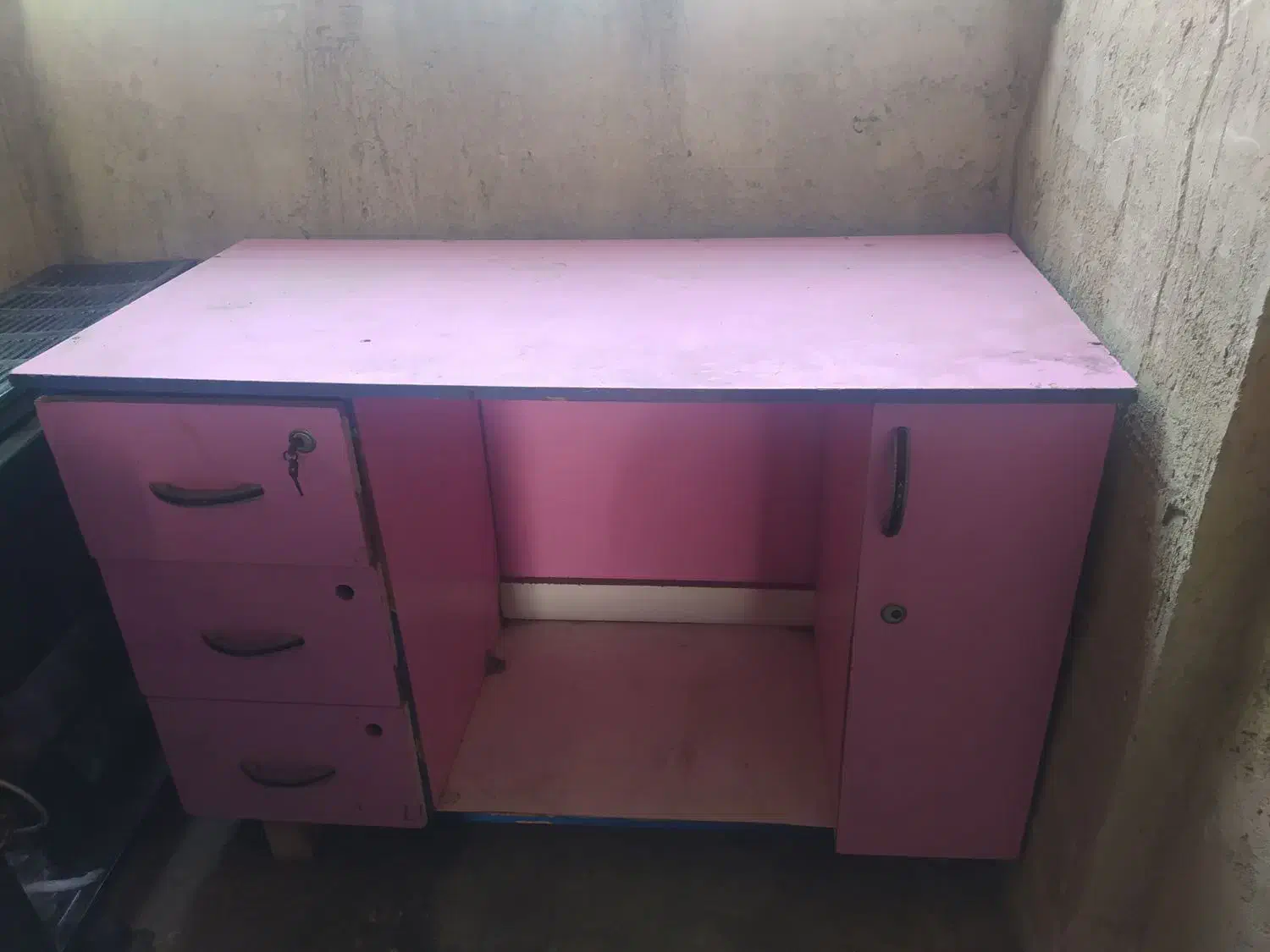 میز کار|میز تحریر و کامپیوتر|گنبد کاووس, |دیوار