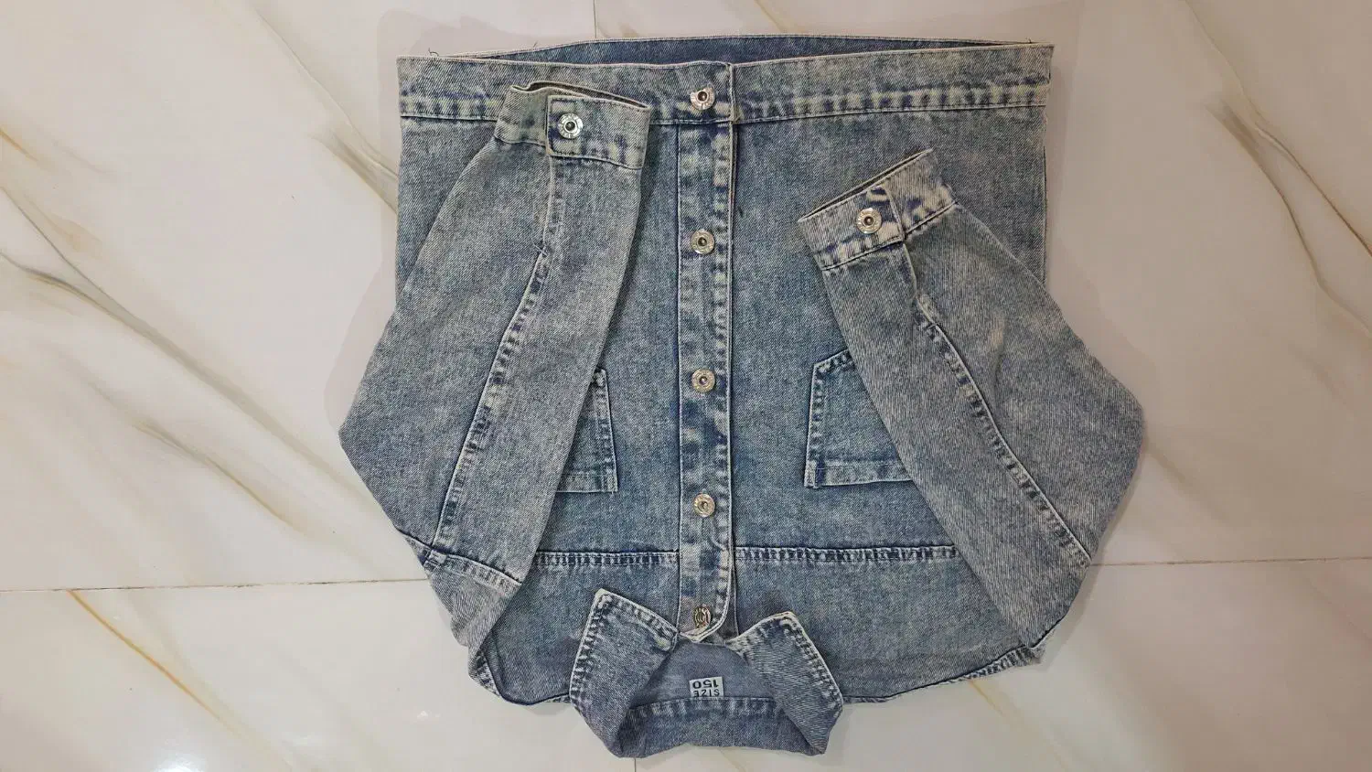 کت جین|لباس|سرپل ذهاب, |دیوار