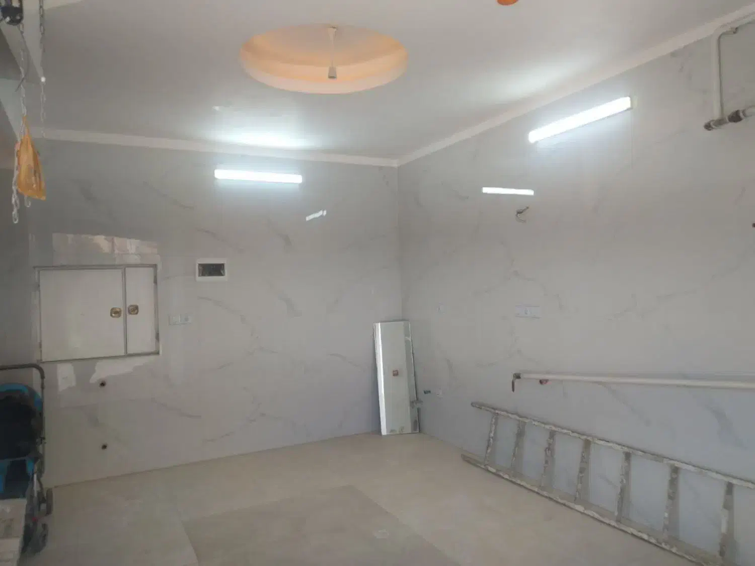 اجاره و رهن مغازه|اجارهٔ مغازه و غرفه|قم, سراجه (۱۵ خرداد)|دیوار