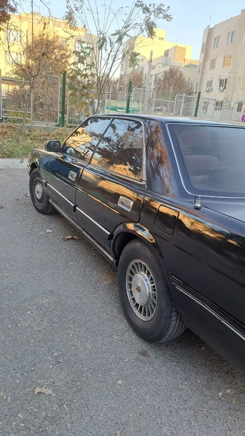 تویوتا کراوون 1989|خودرو کلاسیک|مشهد, عامل|دیوار