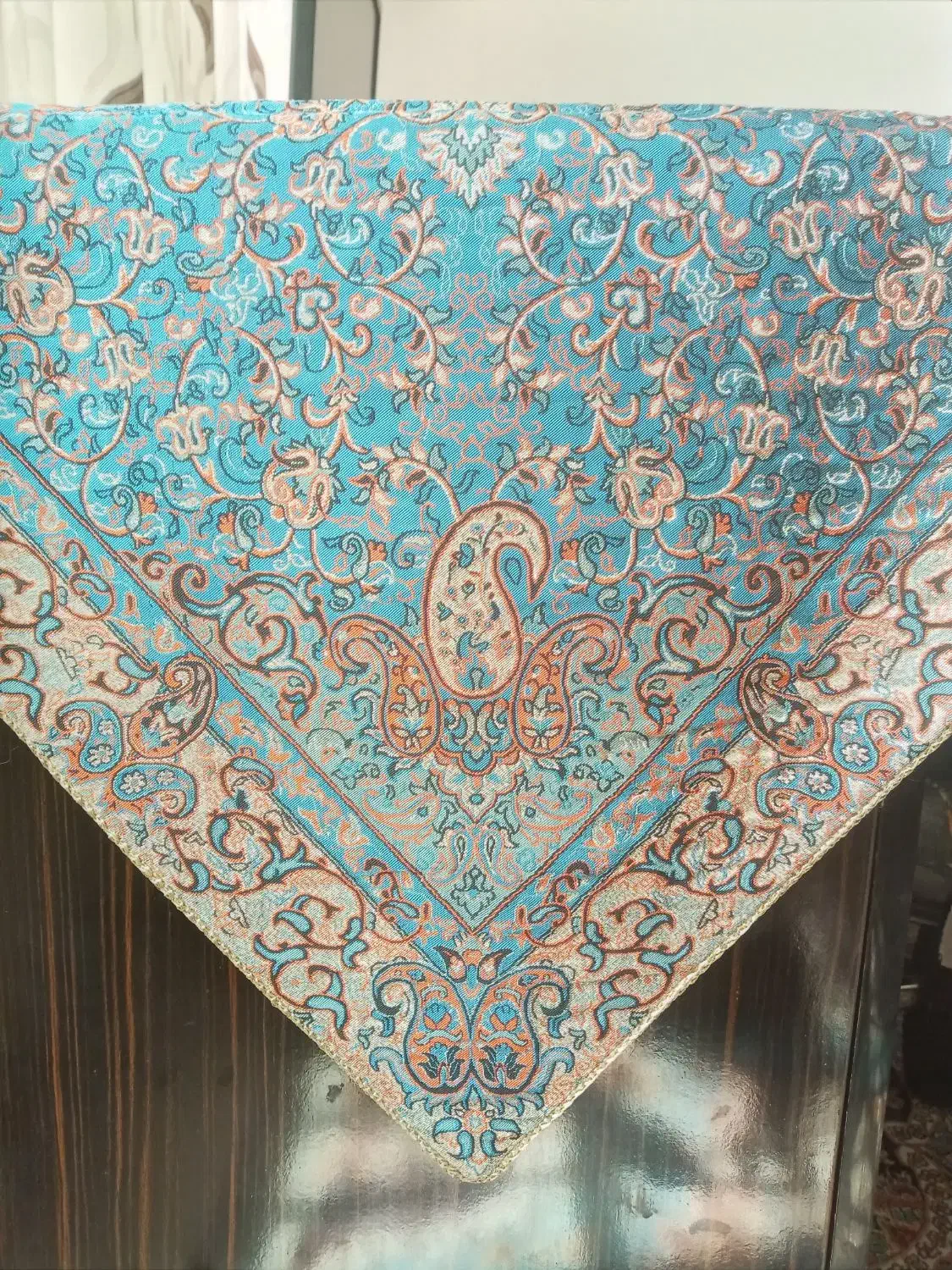 ترمه ابریشم خیلی زیبا|پرده، رانر، رومیزی|یزد, |دیوار