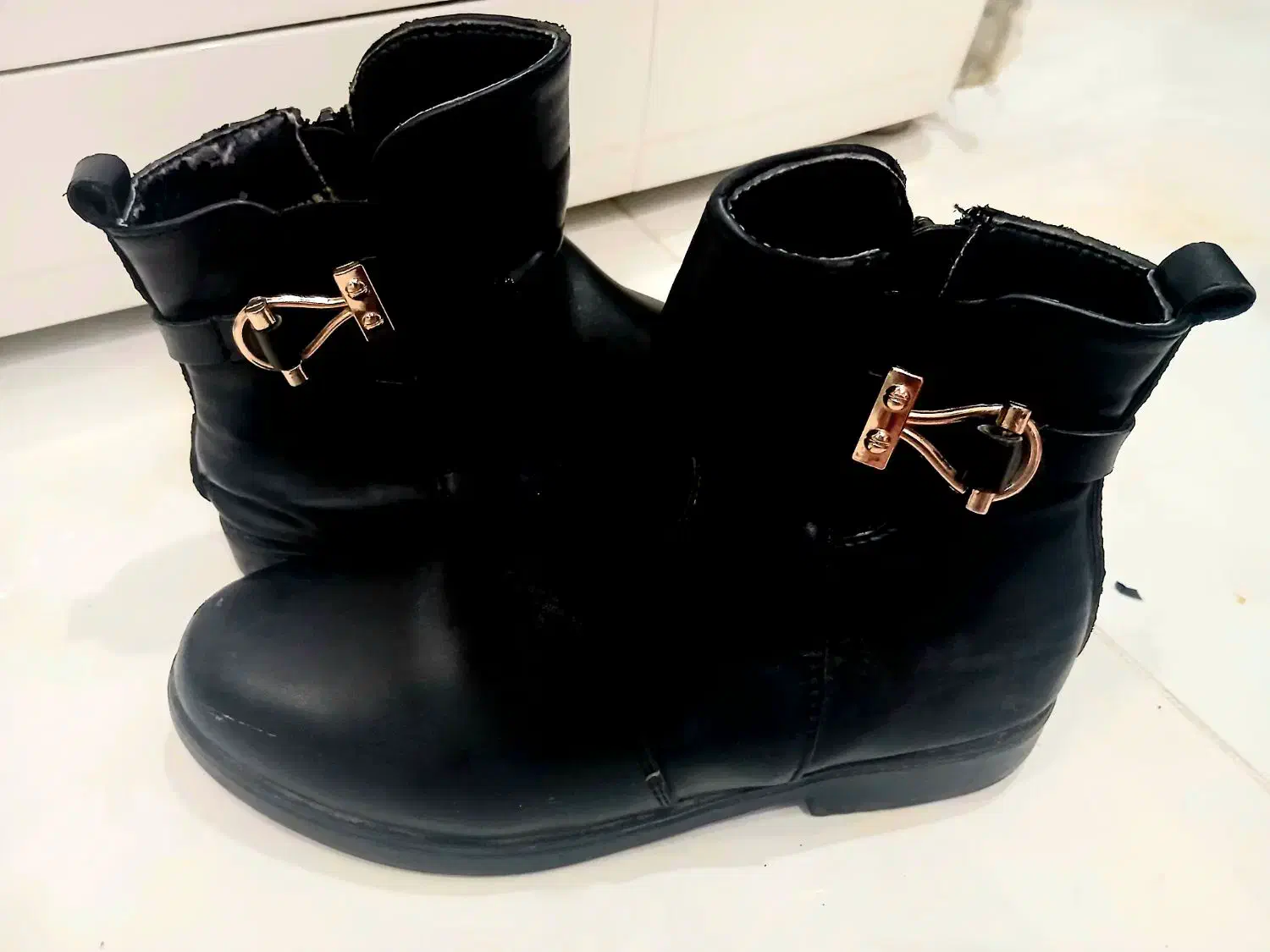 نیم بوت چرم|کیف، کفش، کمربند|اهواز, گلستان|دیوار