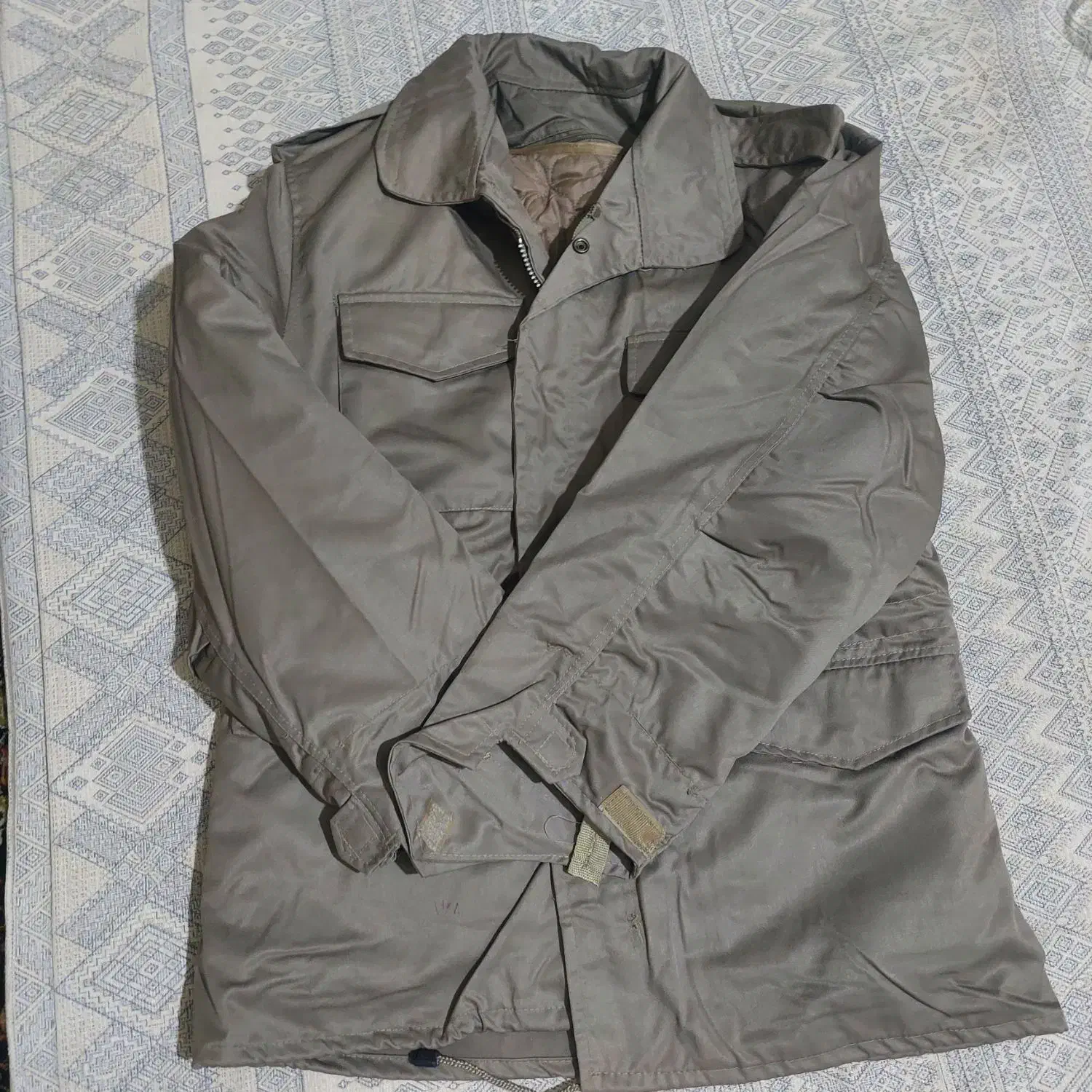 لباس|لباس|عنبرآباد, |دیوار