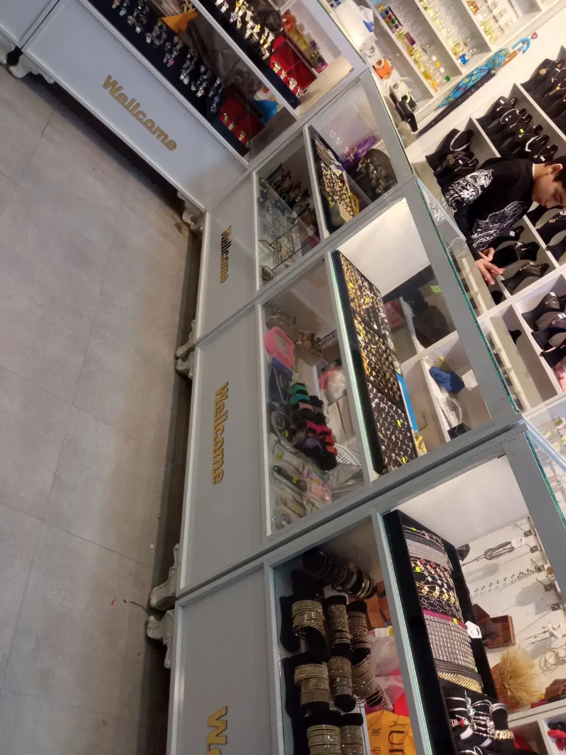 میز دکور|فروشگاه و مغازه|قم, شهرک فاطمیه|دیوار