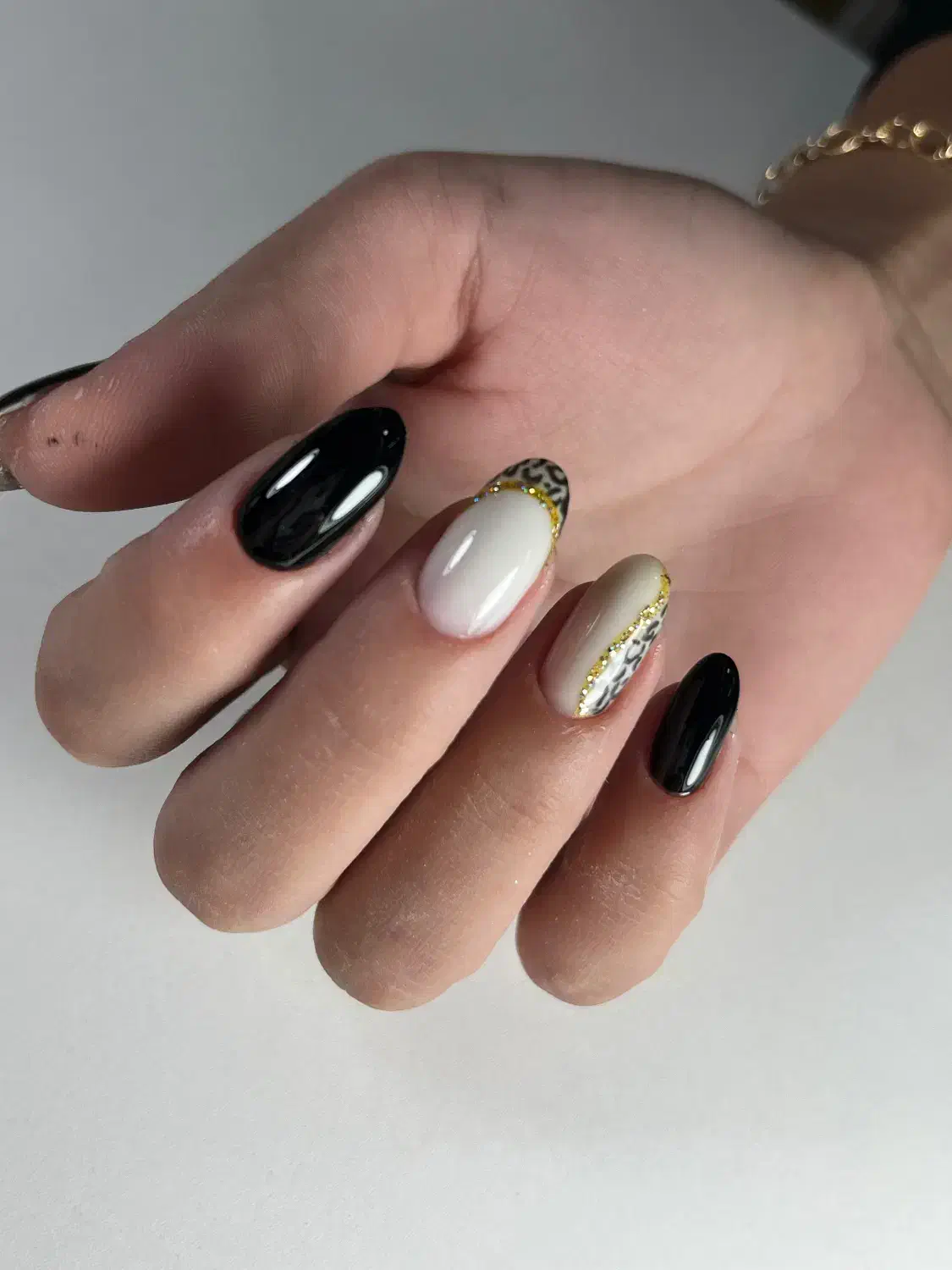 کاشت ناخن|خدمات آرایشگری و زیبایی|حمیدیا, |دیوار