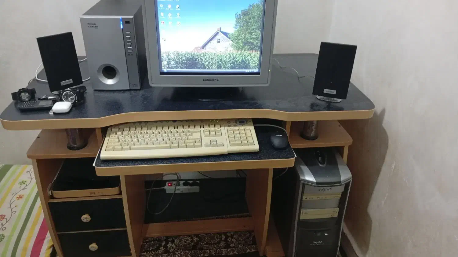 کامپیوتر|رایانه رومیزی|دزفول, |دیوار