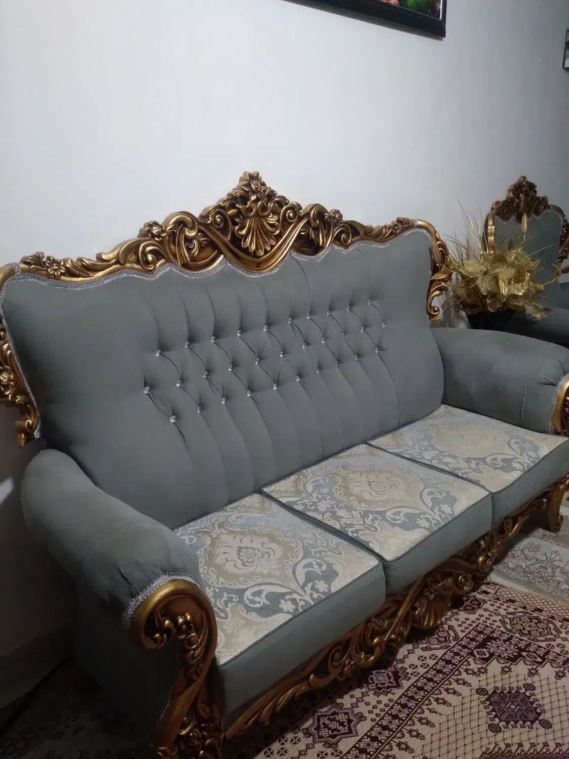 مبل سلطنتی ۷نفره سالم نو نوهستن اصلااستفاده نشدن|مبلمان خانگی و میز عسلی|پیشوا, |دیوار