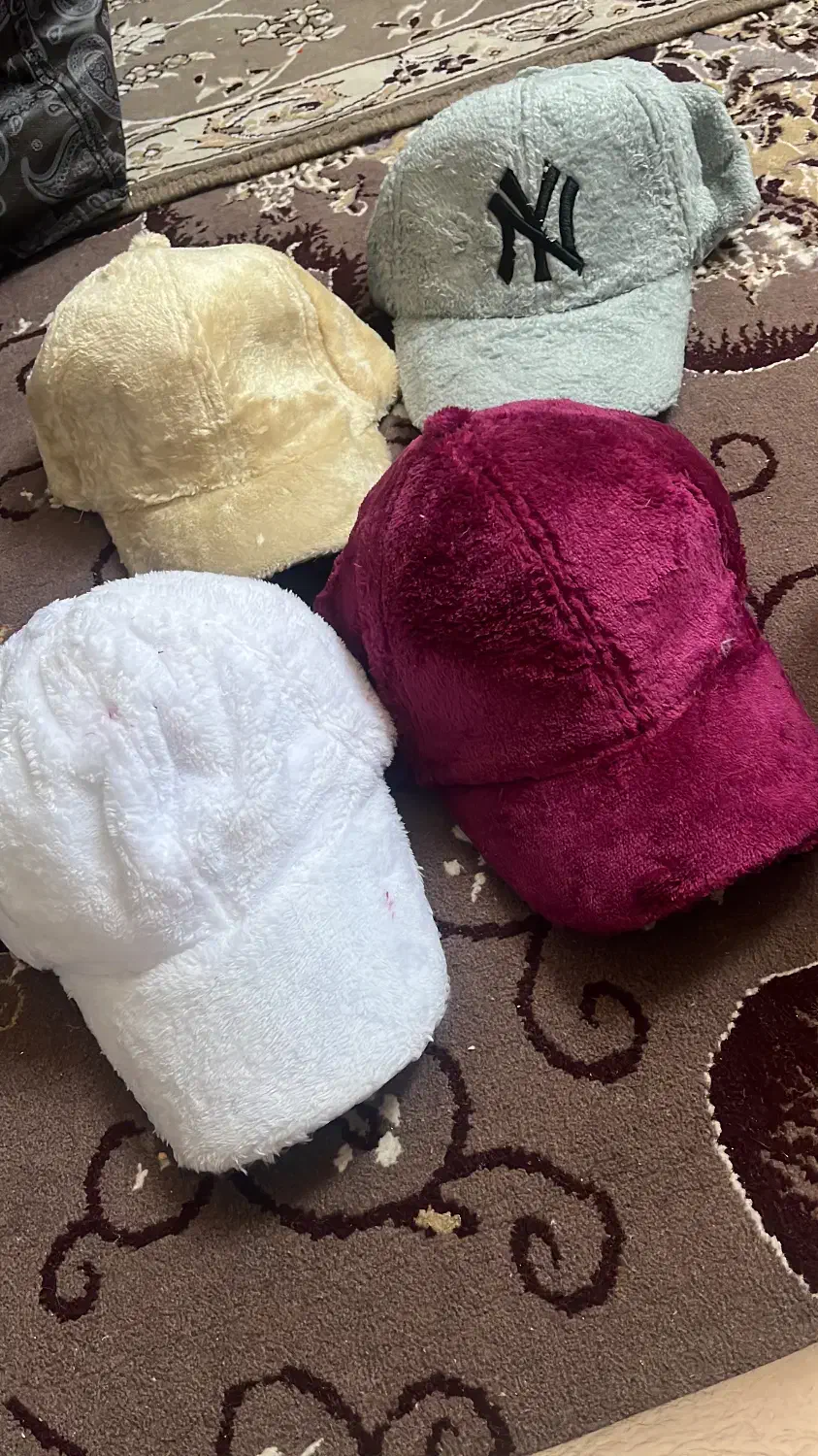 کلاه تدی لبه دار|لباس|شهرکرد, |دیوار