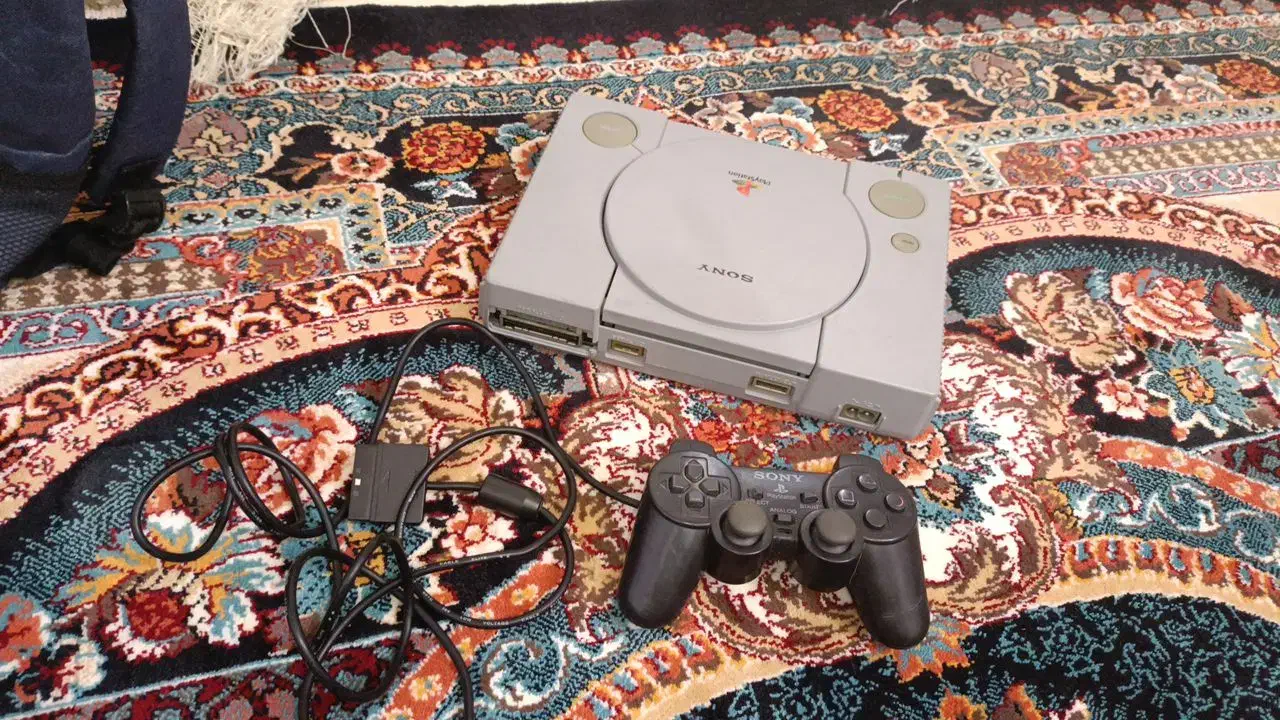 پلی استیشن1(سونی)وتلویزیون ال جی|کنسول، بازی ویدئویی و آنلاین|تربتحیدریه, رضاشهر|دیوار