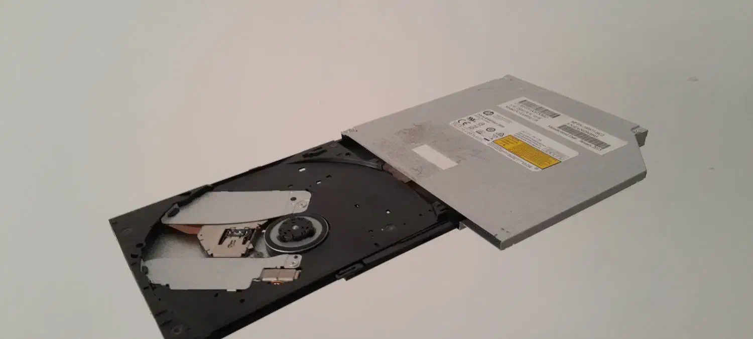 DVD لپتاب hp|قطعات و لوازم جانبی رایانه|قم, بنیاد|دیوار